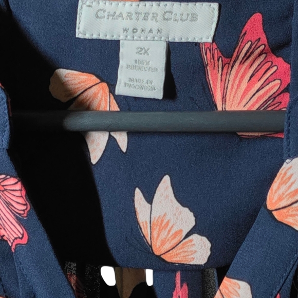Charter Club Dark Blue Blouse with Pink Floral Pattern 2X - Picture 2 of 5